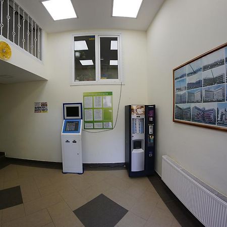 54A Tselinogradskaia Str At Alekseevka Underground Kharkiv Exterior photo